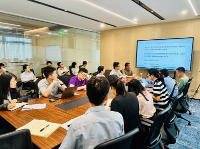 心有所畏，方能言有所戒、行有所止——吕氏贵宾会医药组织第二期“法随我行”系列宣讲活动